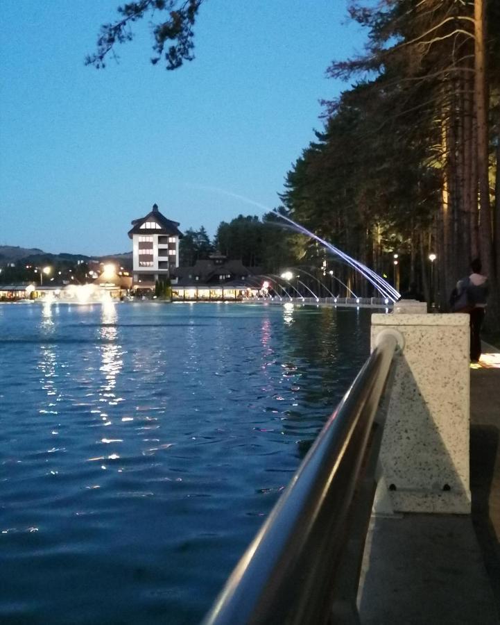 ホテル Standardna Soba Zlatibor Centar 205 エクステリア 写真